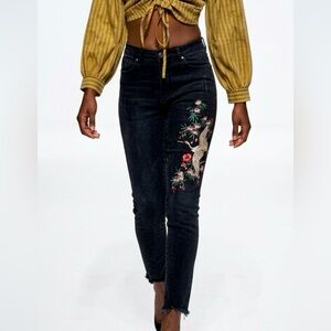 FIORUCCI Vintage 1980s Embroidered Crane Skinny Jeans Raw Hem Size 42 or 6/8